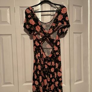 Forever 21+ Floral Dress (Form-Fitting)
